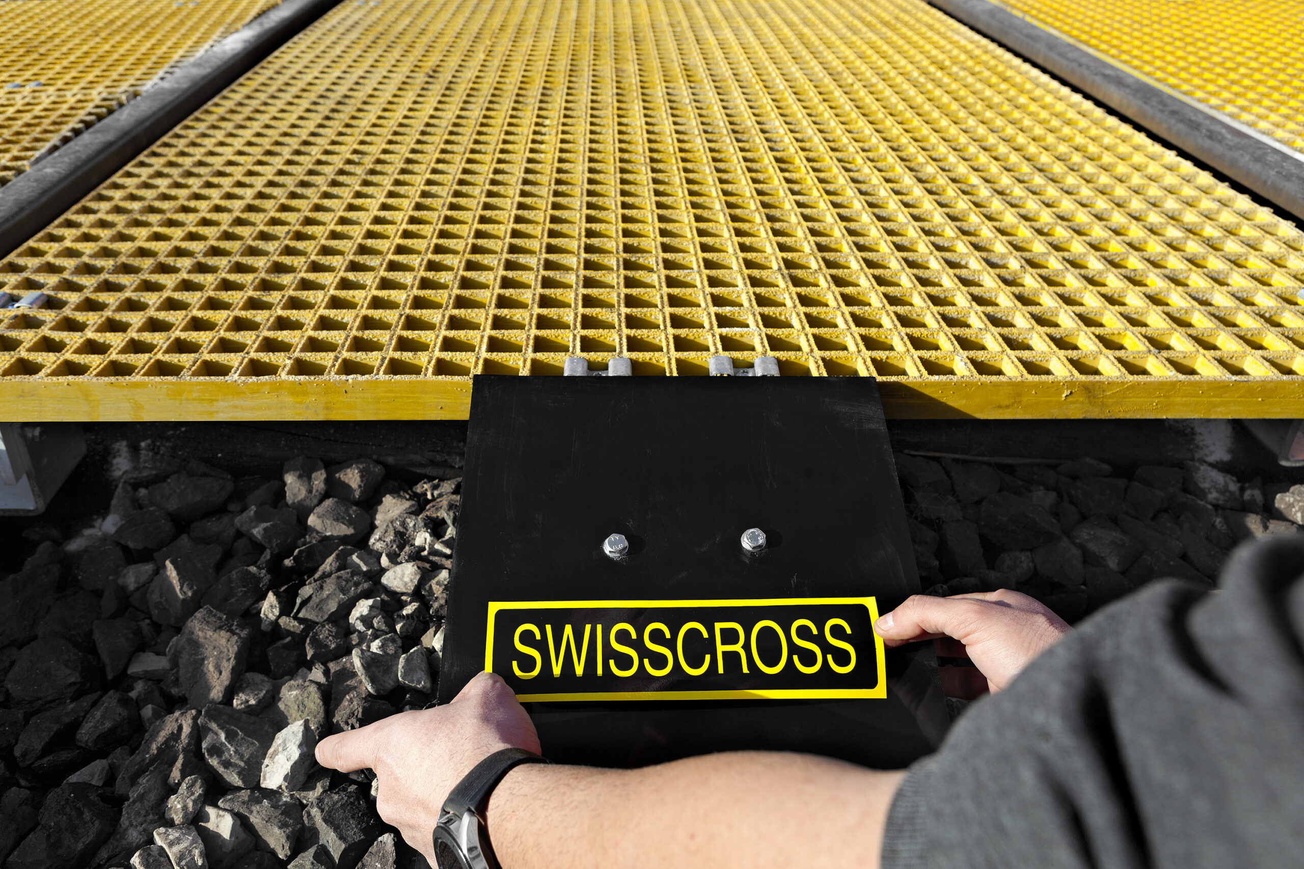 SWISSCROSS level crossings